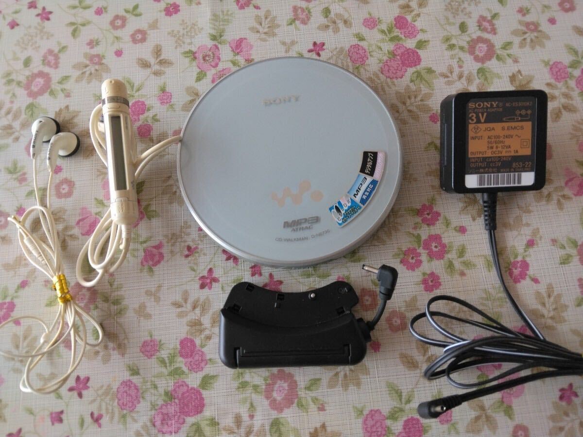 ☆☆SONY ソニー CDウォークマン D-NE730 2007年製 動作品☆☆_画像1