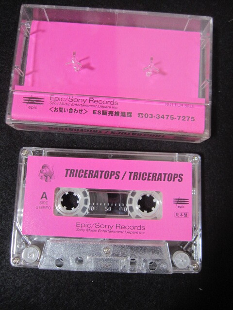 TRICERATOPS(トライセラトップス【アルバム『TRICERATOPS』非売品カセットテープ、ステッカー(A FILM ABOUT THE BLUES 他)2種6枚】 　_画像3