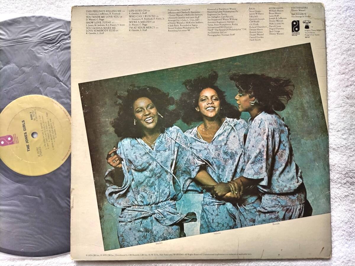 The Jones Girls / Same / JZ 35757, 1979 / Pro Kenneth Gamble And Leon Huff, Dexter Wansel, McKinley Jackson / Xscape, JAY-Zの画像2