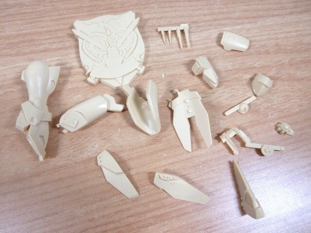 Yahoo!オークション - 2C2-2「未組立 機動武闘伝 Gガンダム Yahoo!オークション - 2C2-2「未組立 機動武闘伝 Gガンダム