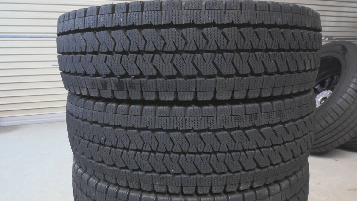 ☆★195/80R15　107/105N　LT　スタッドレス　BRIDGESTONE　BLIZZAK　VL10　22年製造　4本セット　中古品★☆_画像6