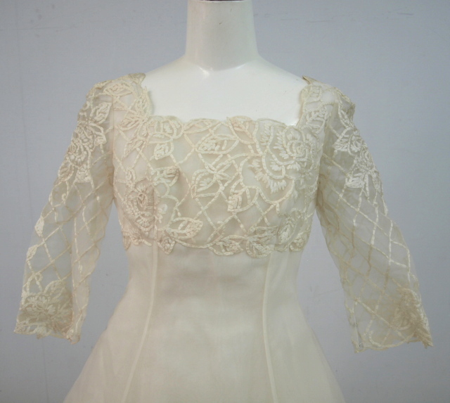 . costume liquidation goods 0266 price cut![ katsura tree . beautiful ] wedding dress 0266 ivory 9 number [ used ]
