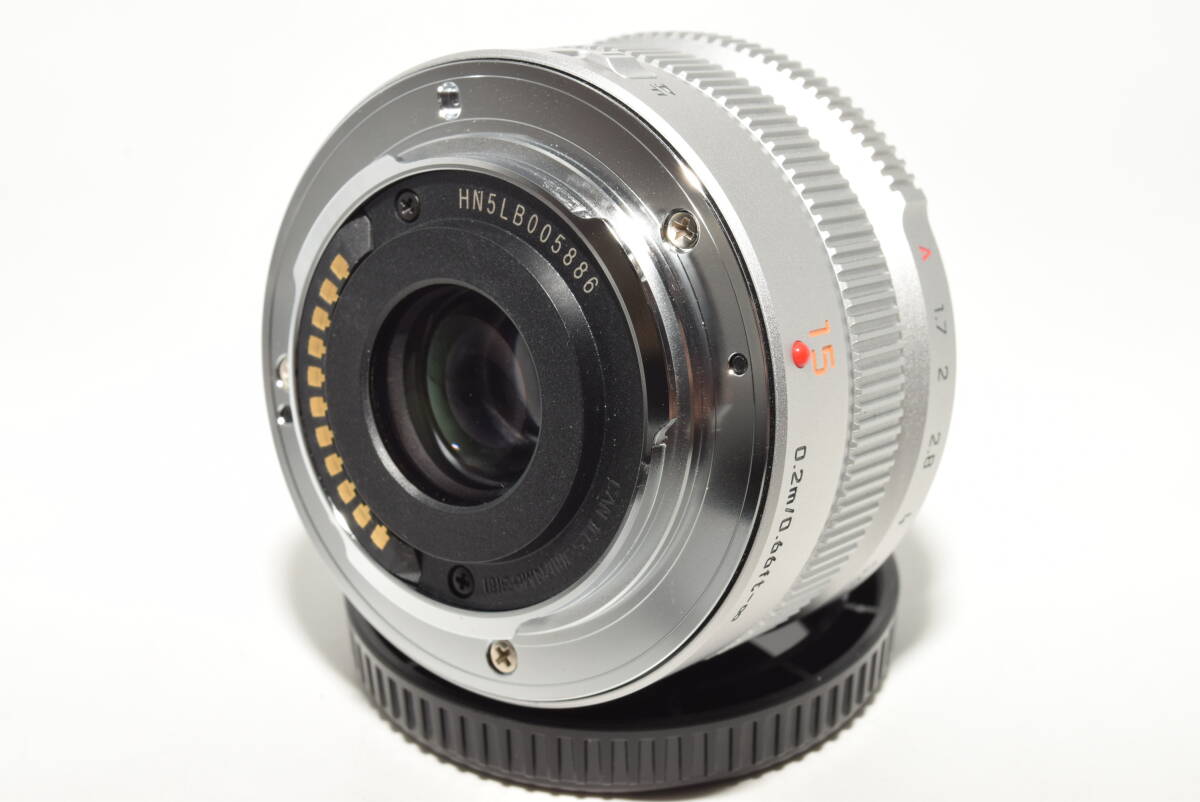 【特上品】 パナソニック 単焦点 広角レンズ マイクロフォーサーズ用 ライカ DG SUMMILUX 15mm/F1.7 ASPH. シルバー H-X015-S　#6838_画像3