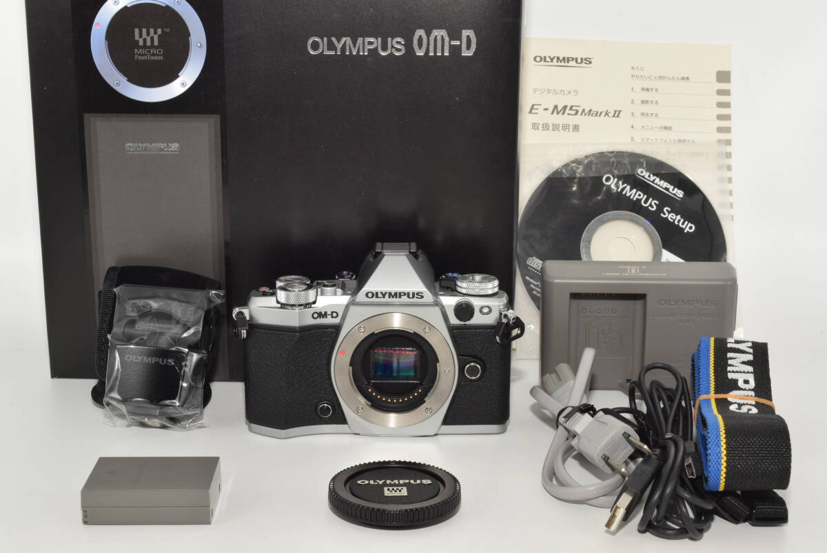 【1268ショットの特上品】 OLYMPUS ミラーレス一眼カメラ OM-D E-M5 MarkII ボディー シルバー E-M5 MarkIIBody SLV　#6847