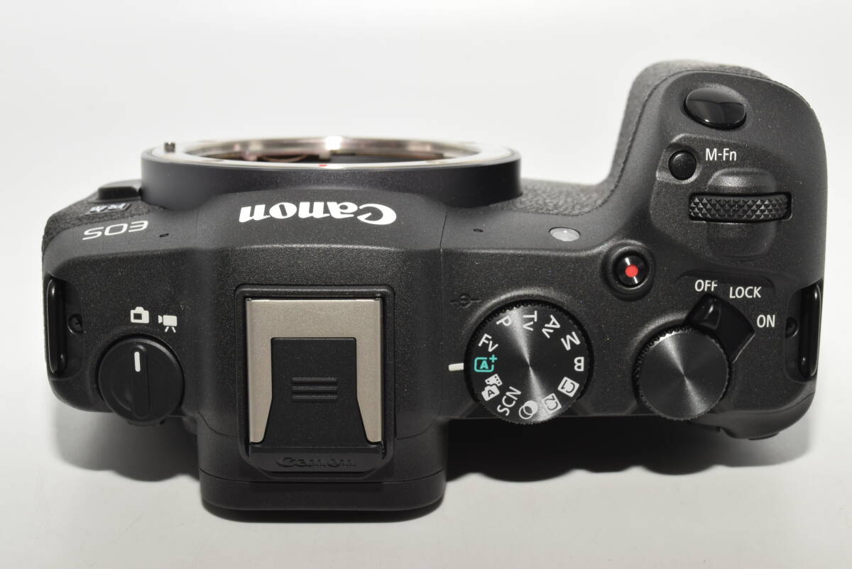 特上品】 Canon キヤノン ミラーレス一眼カメラ EOS R8 RF 特上品】 Canon キヤノン ミラーレス一眼カメラ EOS R8 RF