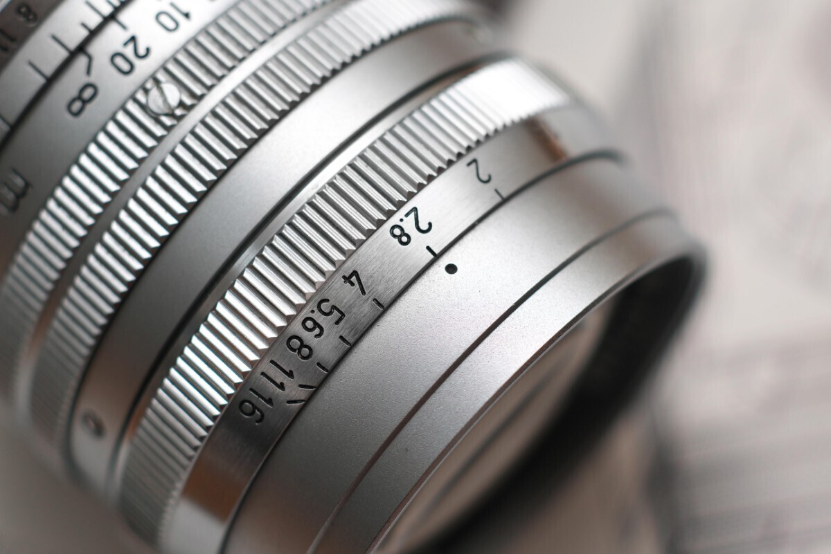 【極上品】Leica ライカ Summarit ズマリット 50mm F1.5 Mマウント用 付属品付 大口径の画像3