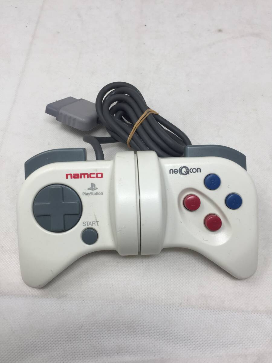 FY-054 動作品 PS NAMCO ナムコ NPC-101 ネジコン プレイステーション コントローラー PlayStation 白 ホワイト_画像1