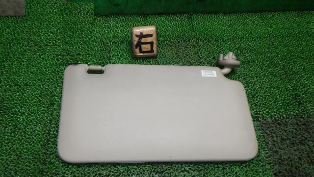 ライフ DBA-JC1 サンバイザー 83230-SZH-003ZA 中古_画像2