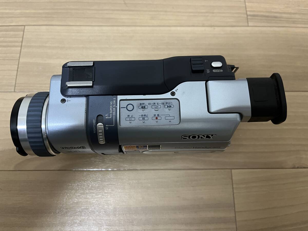 SONY Digital8 DCR-TRV240 【動作確認済：カメラ、リモコンを含む、再生・停止・巻戻・早送・一時停止】_画像7