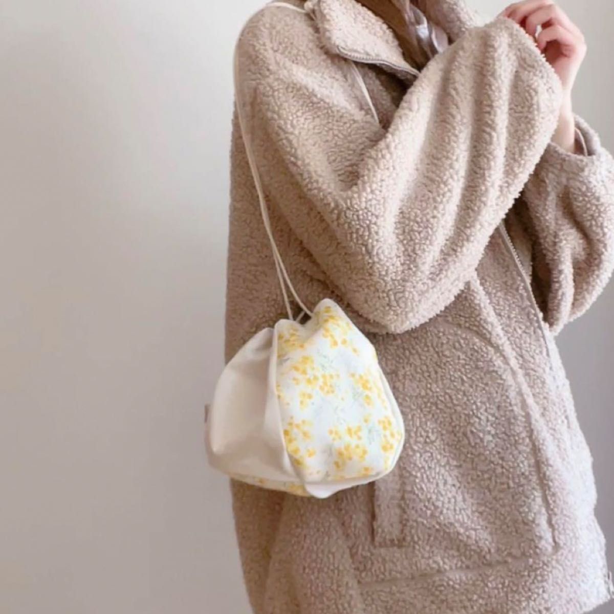 ハンドメイド 巾着袋 巾着 ミニ巾着 bag きんちゃく袋 ショルダーバッグ ミモザ バッグ 巾着ショルダーバッグ 春バッグ