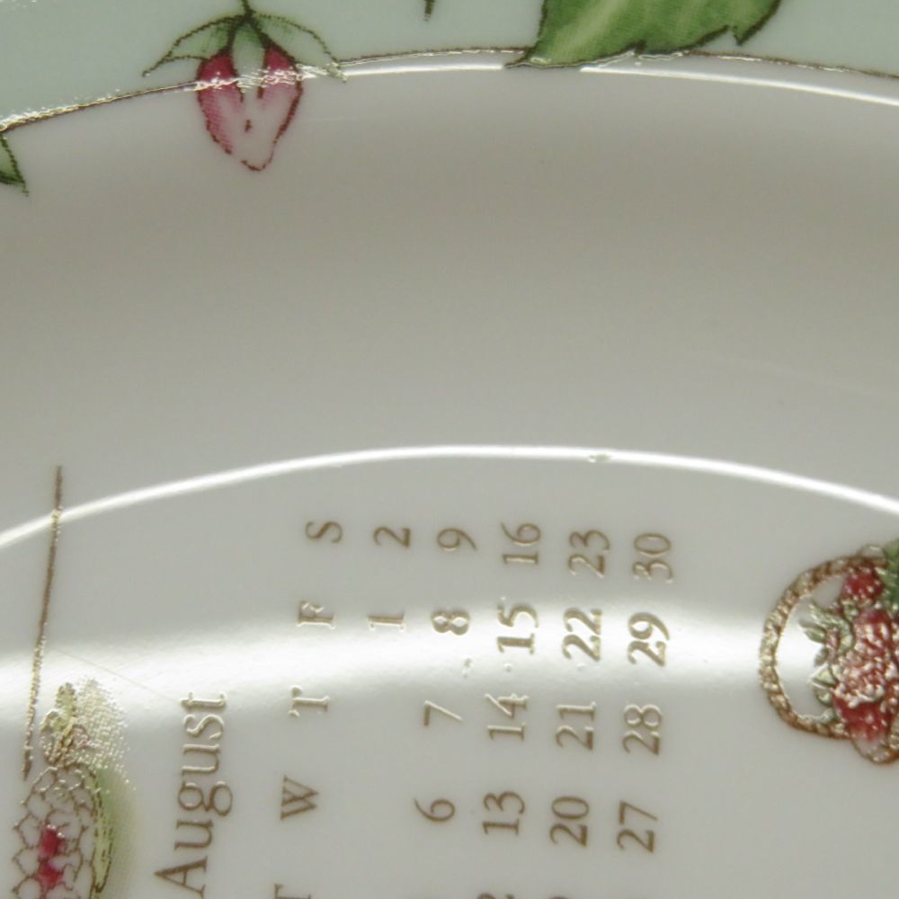 美品 ROYAL DOULTON ロイヤルドルトン ブランブリーヘッジ 2003年 カレンダープレート 27cm イヤープレート 飾り皿 SM1788H_画像6