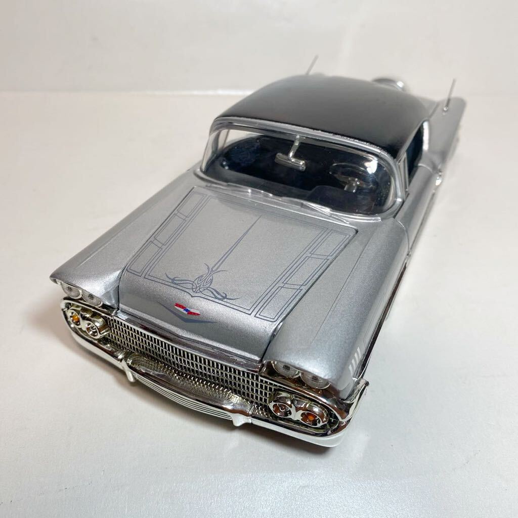 JADA 1/24 Street LOW 1958 chevrolet IMPARA lowrider custom '58 シボレー インパラ ローライダー カスタム品　Dayton デイトン_画像4