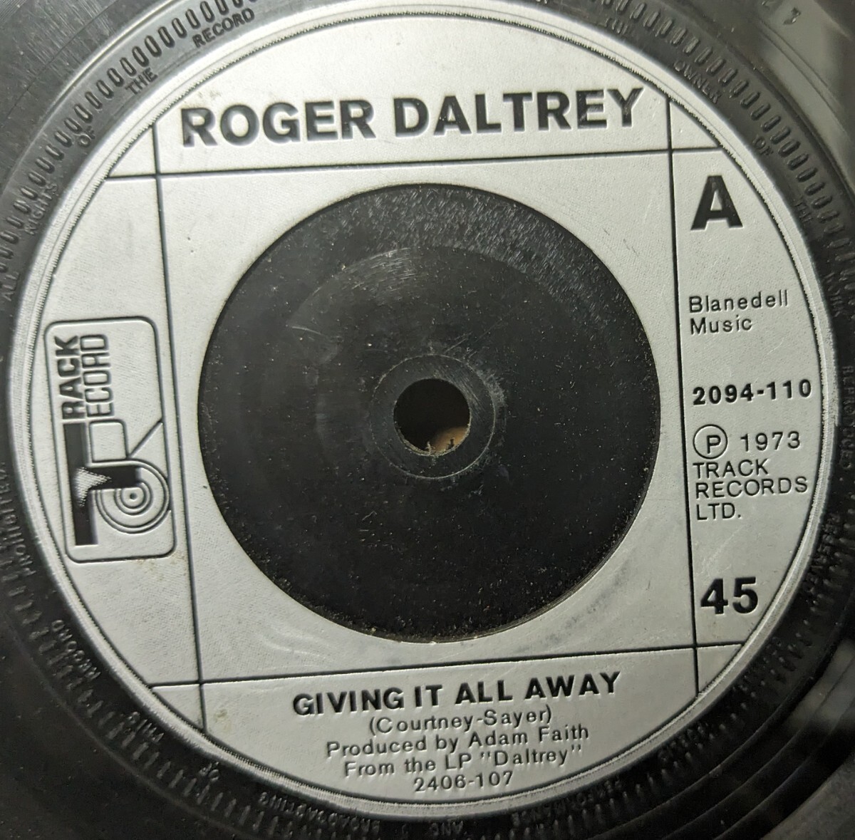 ☆ROGER DALTREY/GIVING IT ALL AWAY1973'UK TRACK 7INCH_画像2
