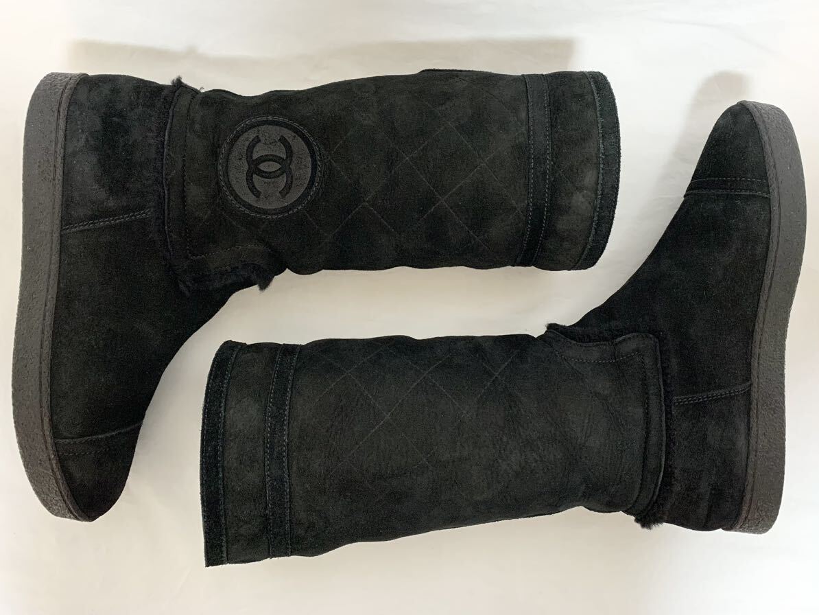 希少 美品 シャネル CHANEL G26557 CCロゴ ココマーク マトラッセ ムートン スエード レザー ロング ブーツ 37 1/2 24～24.5cm 黒 靴_画像6