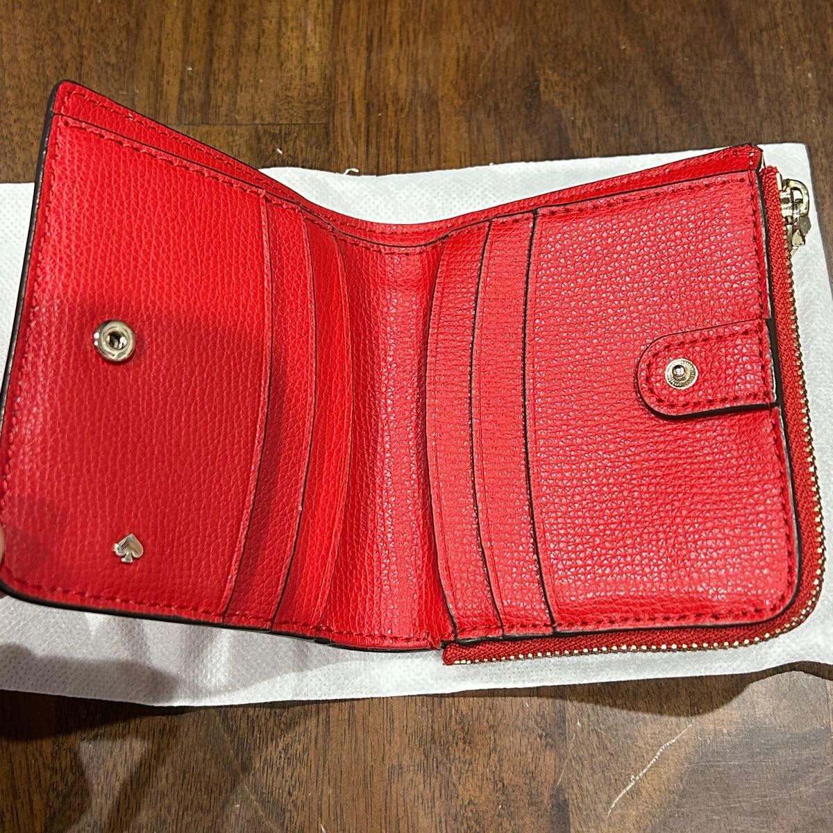 ケイトスペード 財布 二つ折り財布 赤 kate spade|Yahoo!フリマ ケイトスペード 財布 二つ折り財布 赤 kate spade|Yahoo!フリマ