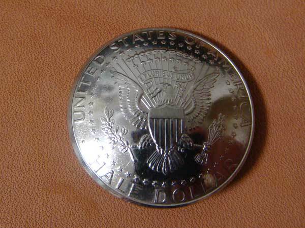 ★1個の価格★ アメリカ ケネディ大統領 50セントコイン コンチョ 【イーグル】_画像3