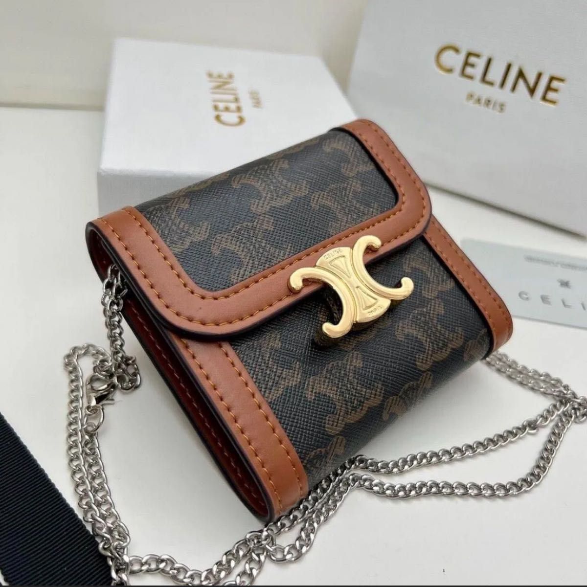 CELINE セリーヌ 財布 三つ折り財布|Yahoo!フリマ(旧PayPay CELINE セリーヌ 財布 三つ折り財布|Yahoo!フリマ(旧PayPay