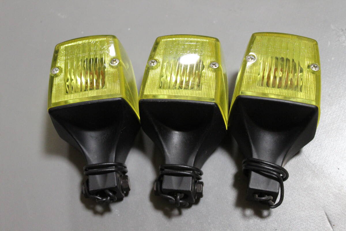  that time thing new goods Lead industry LEAD industry Italian turn signal 3 piece old car unused 
