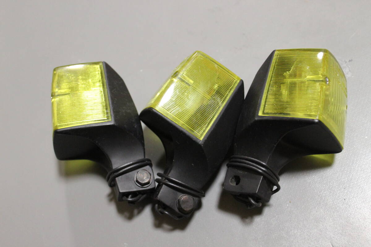  that time thing new goods Lead industry LEAD industry Italian turn signal 3 piece old car unused 