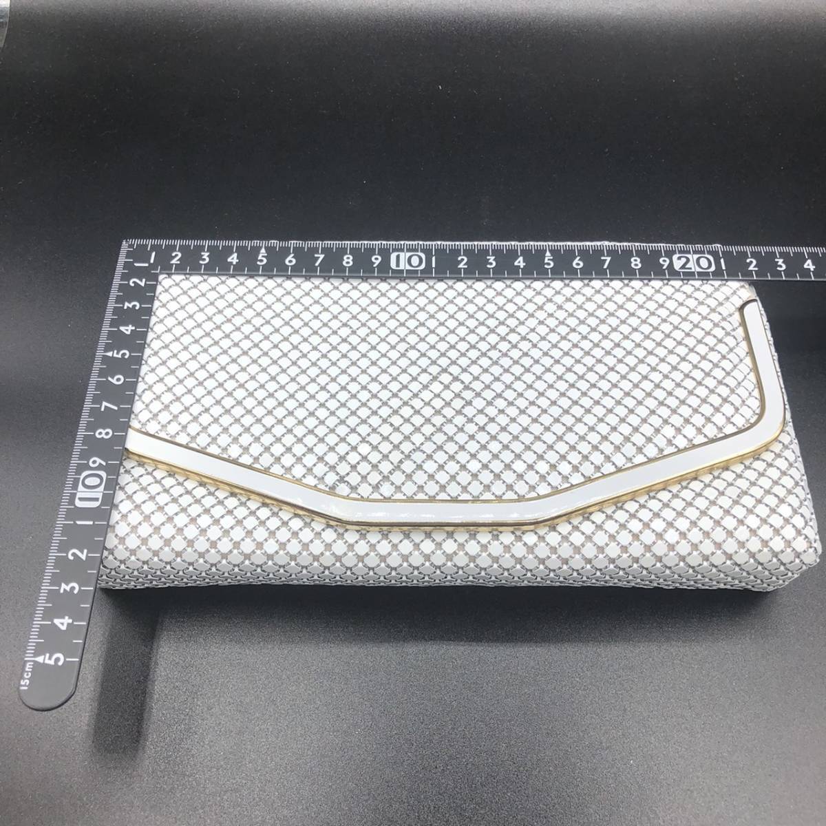 N) * metal mesh * clutch bag second bag white lady's bag bag H0539