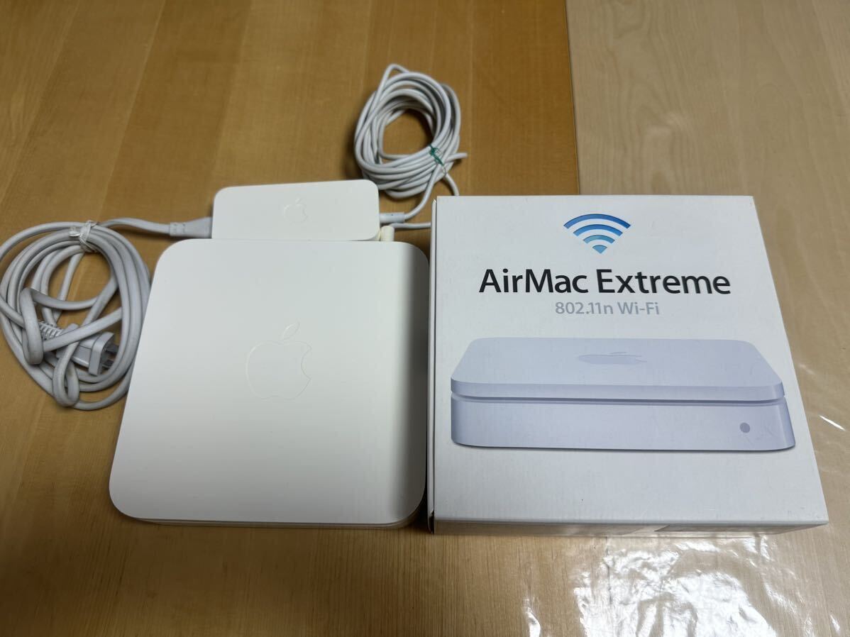 【通電確認済】 AirMac Express MC340J/A Model No.A1354 Apple ベースステーション アップル エアマックエクストリーム_画像3