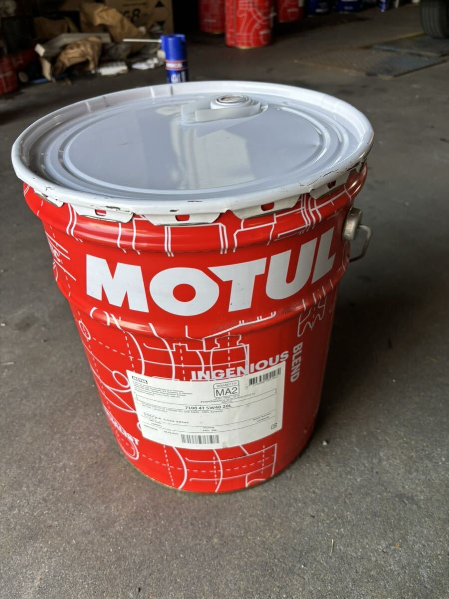 エンジンオイル MOTUL 7100 4T 5w-40 20L