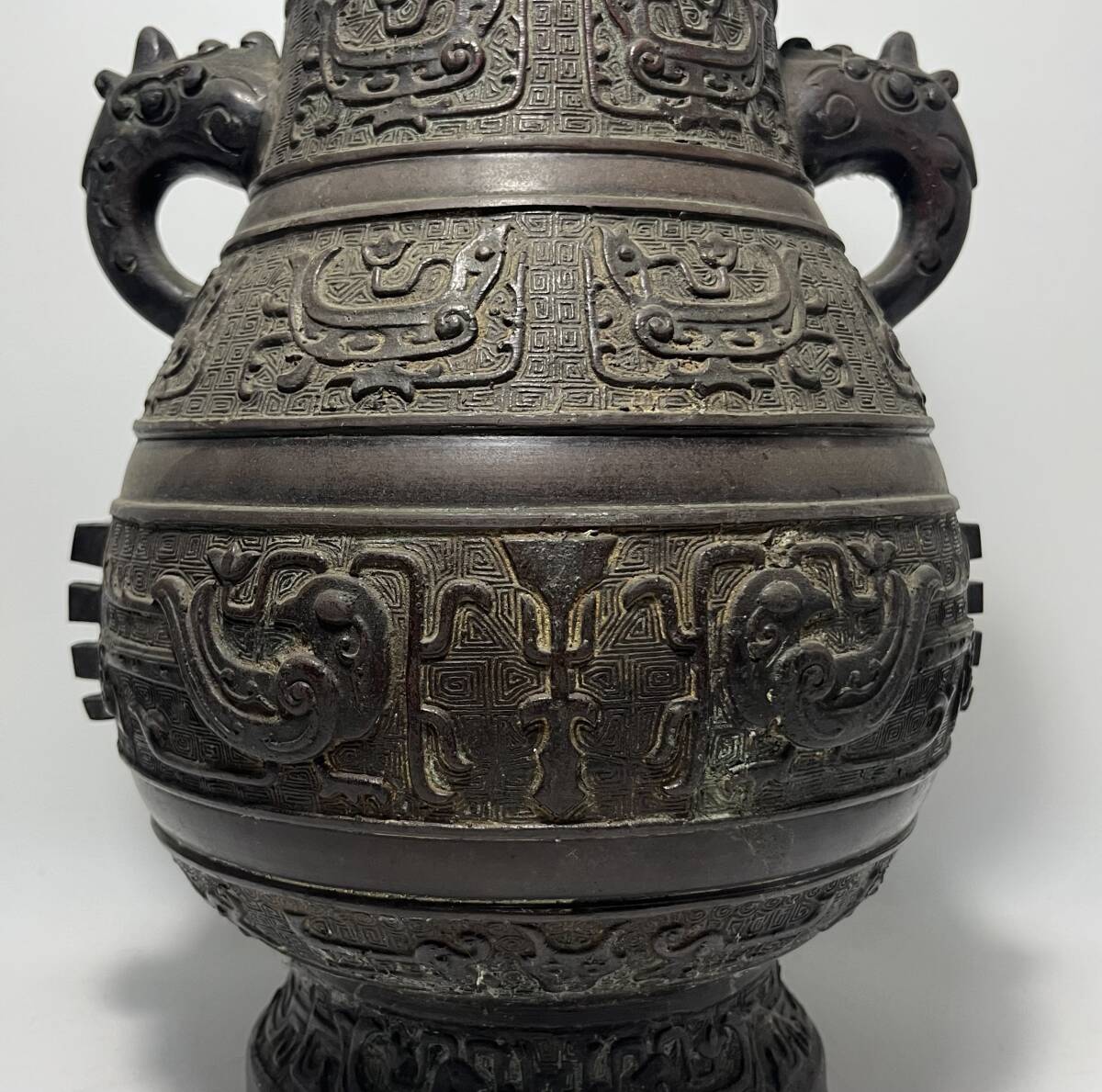 中国美術　明代　古銅製　饕餮紋獣耳銅花瓶　花器　銅器　H３０cm_画像5