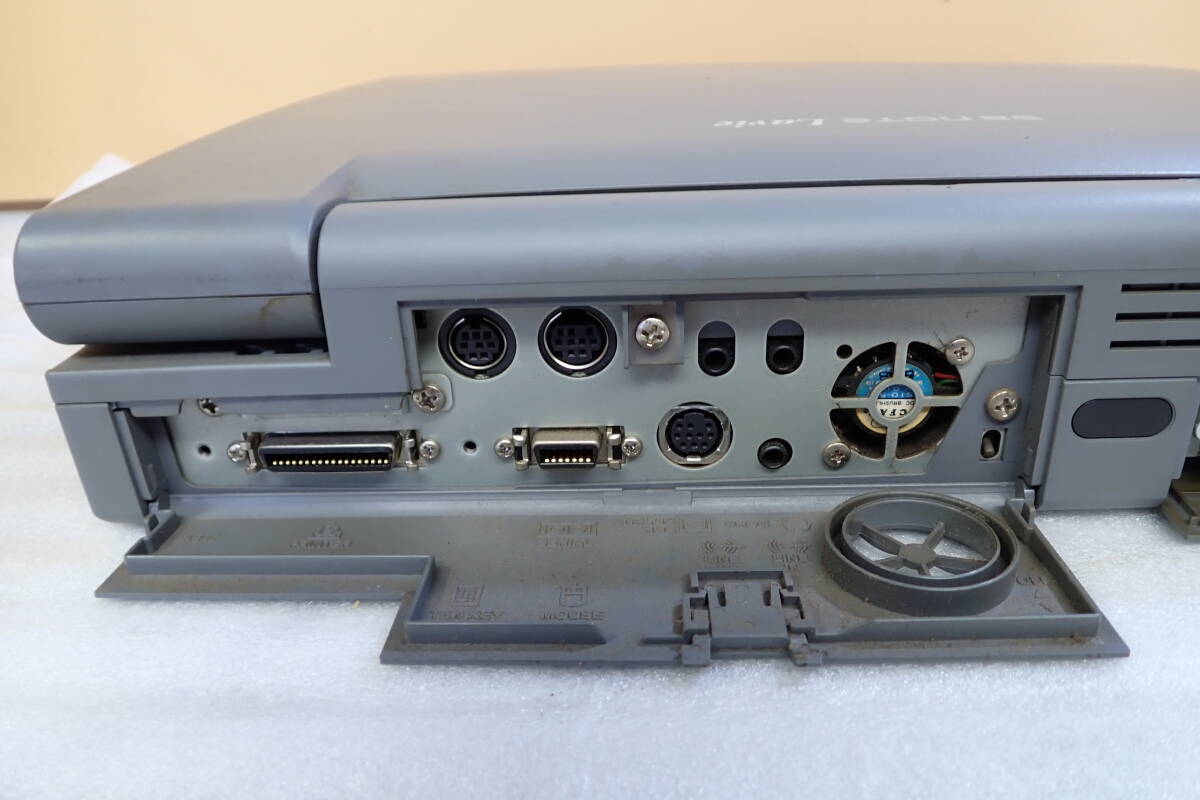 PC-98 ノートブック NEC PC-9821Na15/X14 パソコン 動作未確認 #BB02195の画像7