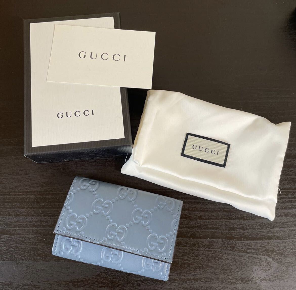 GUCCI グッチ キーケース　6連　箱　袋　カード付き　未使用に近い　人気　色　キー　鍵　ブランド　ファッション　小物