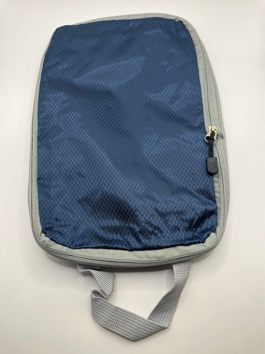 ネイビー 圧縮バッグ 4点 セット トラベルポーチ 旅行 チャック式 衣類