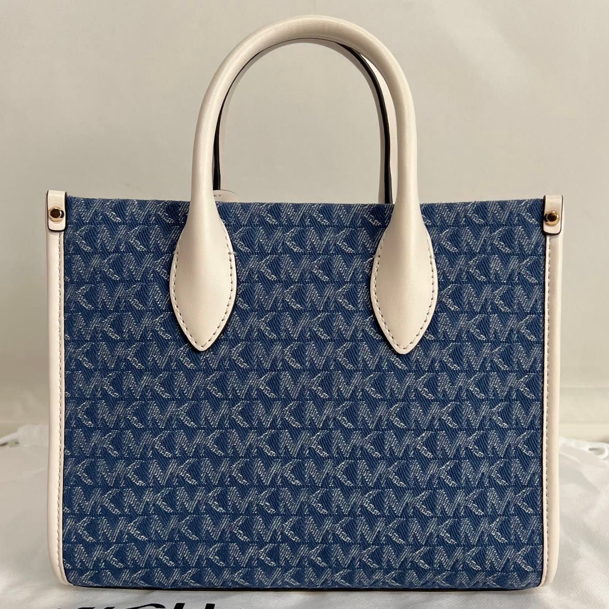 新品未使用】MICHAEL KORS マイケルコース トートバッグ 新品未使用】MICHAEL KORS マイケルコース トートバッグ