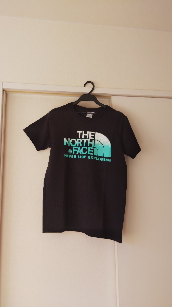 数回着用☆THE NORTH FACE☆S/S TNF DOT GRADATION TEE☆ノースフェイス☆定価6050円☆ブラック☆しっかりした生地感☆L_画像3