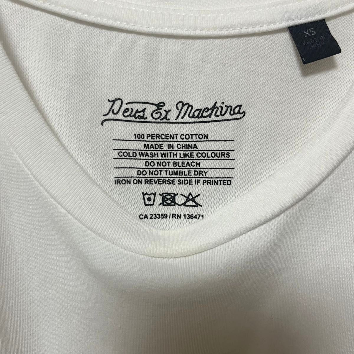 Deus Ex Machina デウス  ペンタゴン デカロゴ　Tシャツ　半袖