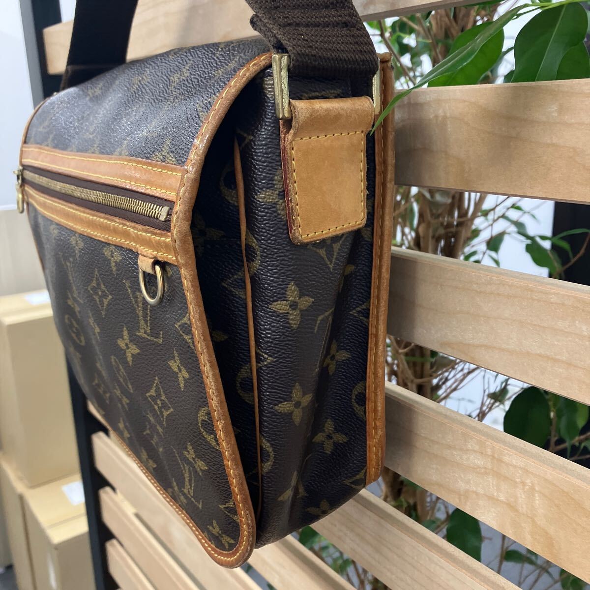 １円～　ルイヴィトン　Louis Vuitton　モノグラム　ボスフォール　メッセンジャー_画像3