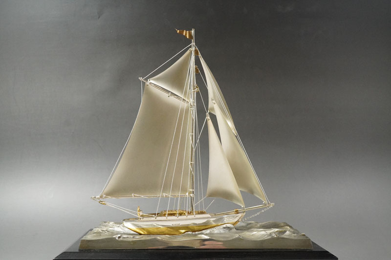 【401】帆船　2点セット　SILVER EP　ガラスケース付　ヨット　模型船　オブジェ　置物　_画像3