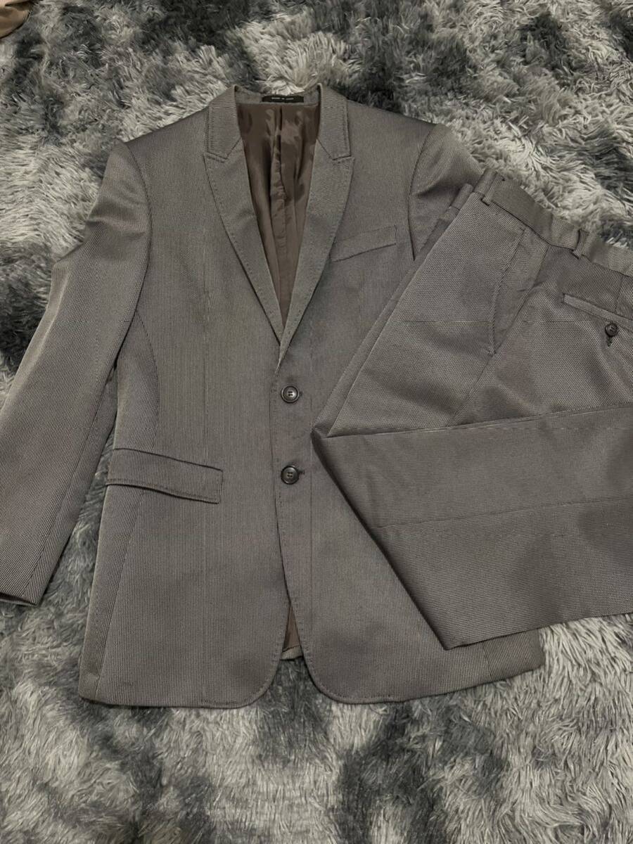 【極美品】 エンポリオ アルマーニ イタリア ライン 高級 スーツ セットアップ 定価20万円以上 グレー スーツ ジャケット パンツの画像3