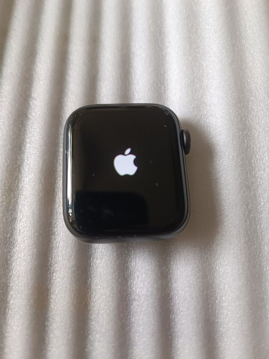 Apple Watch SE NIKE 40mm 1世代 GPS