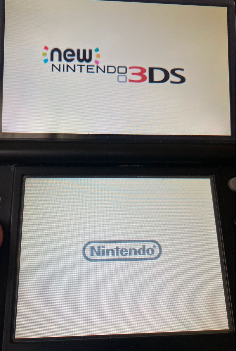 Newニンテンドー3DSLL   目立った傷汚れ無しの良品