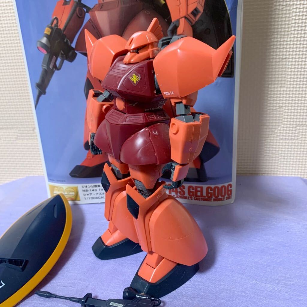 シャア専用 ゲルググ MG マスターグレード MS-14S GELGOOG 1/100スケール ガンプラ バンダイ BANDAI 機動戦士ガンダム szpz_画像3