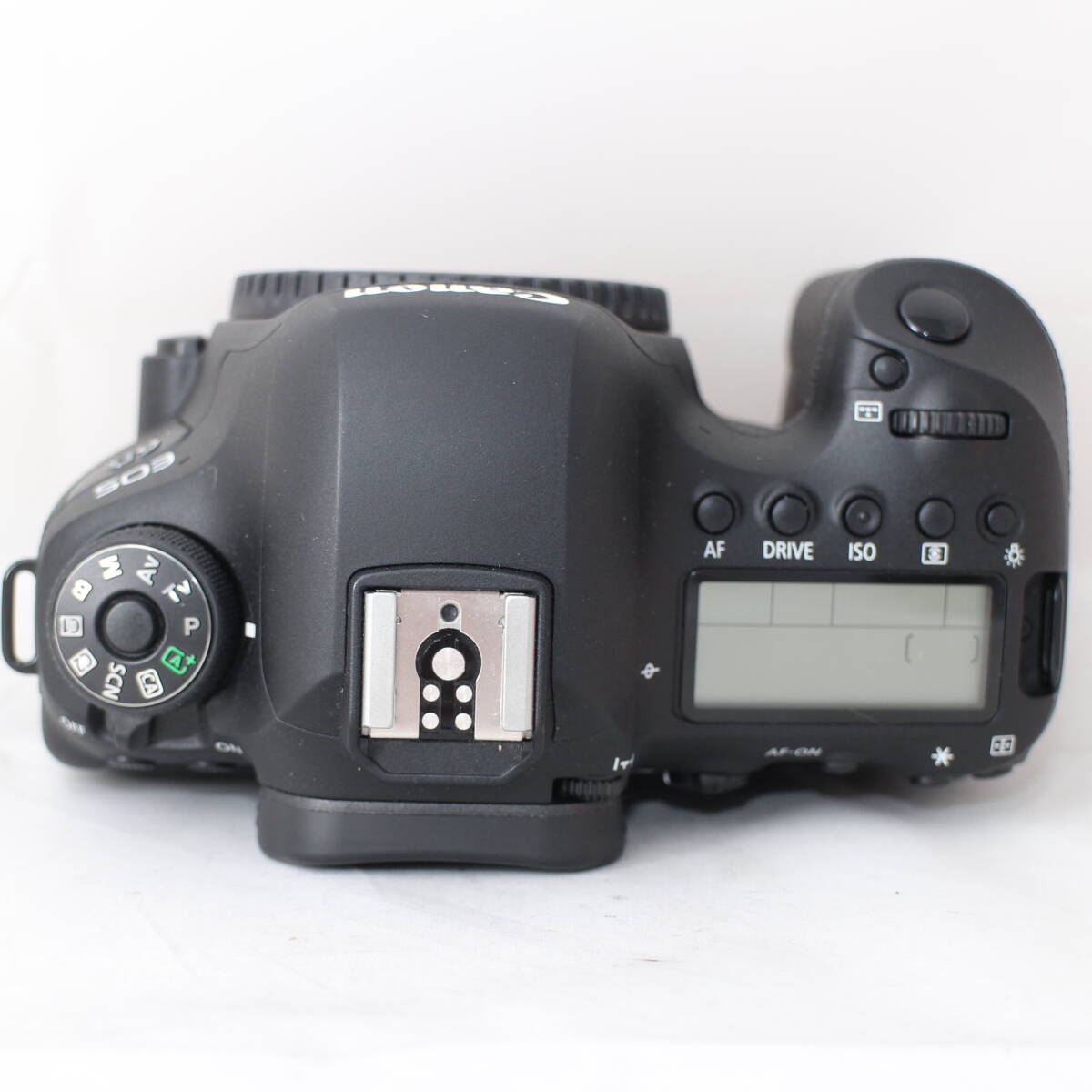 ☆美品・ショット数5612☆ Canon デジタル一眼レフカメラ EOS 6D Mark II ボディー EOS6DMK2 キヤノン #2035の画像4