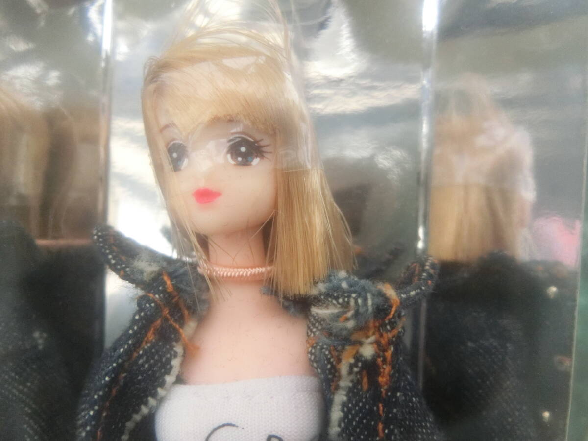 【1円～タカラ】マイクロヒップスジェニー ワコール ドール 人形の画像2