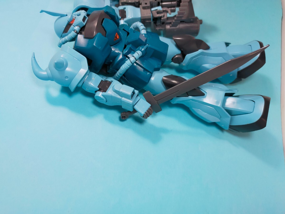 A2578 ■ MG 1/100 ■ グフ・カスタム　＊ガンダム ガンプラ ジャンク＊説明文必読_画像2