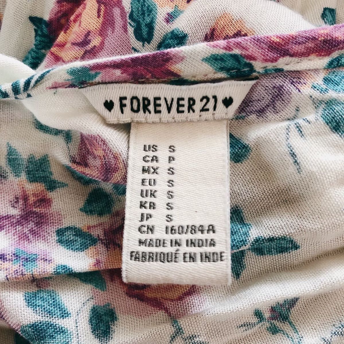 【Forever21】花柄ワンピース バックリボン パープル ローズ 花柄 膝丈ワンピース ノースリーブ フレアワンピース 