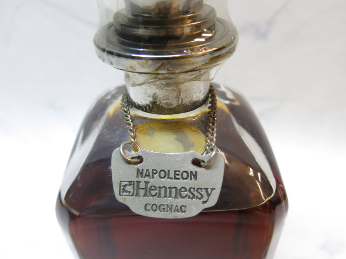 SAKE178【古酒】Hennessy/ヘネシー シルバートップ ライブラリーデキャンタ コニャック ブランデー 700ml 40％ 付き未開栓 箱なしの画像10