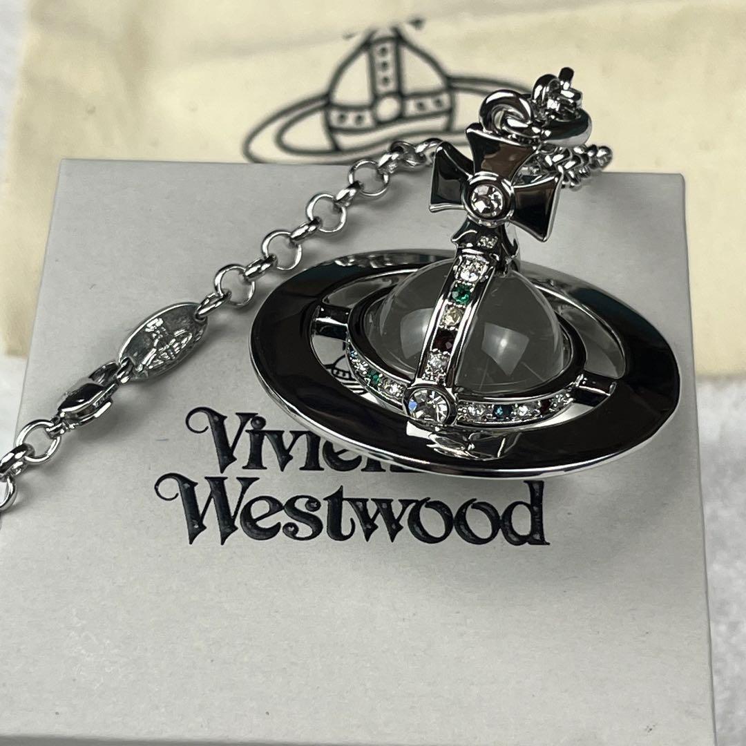 【極美品】Vivienne Westwood SMALL ORB ネックレス　ヴィヴィアンウエストウッド　クリア　現行品
