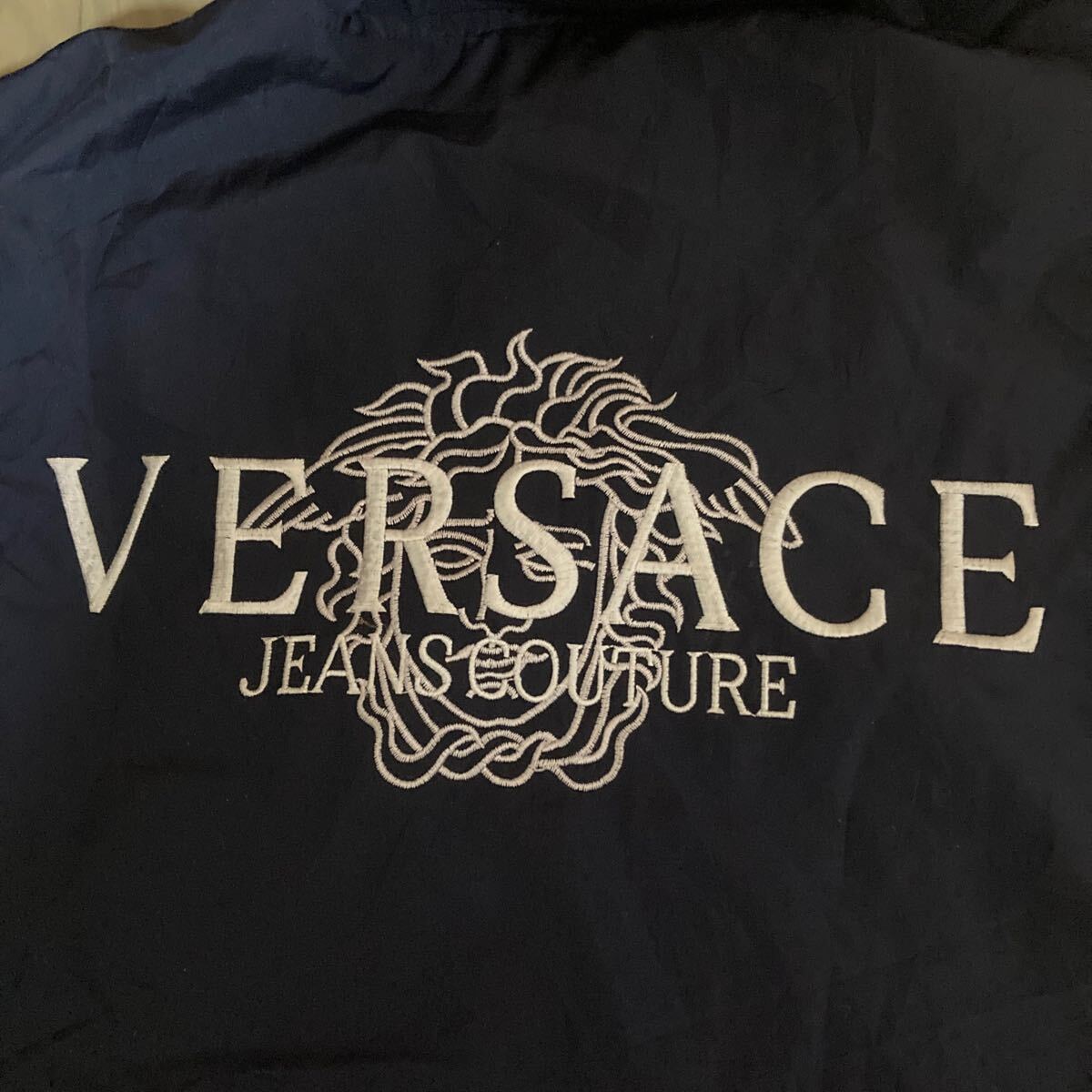 VERSACE JEANS COUNTURE ナイロンベスト メンズ M ネイビー 紺 ヴェルサーチ フード付き_画像5