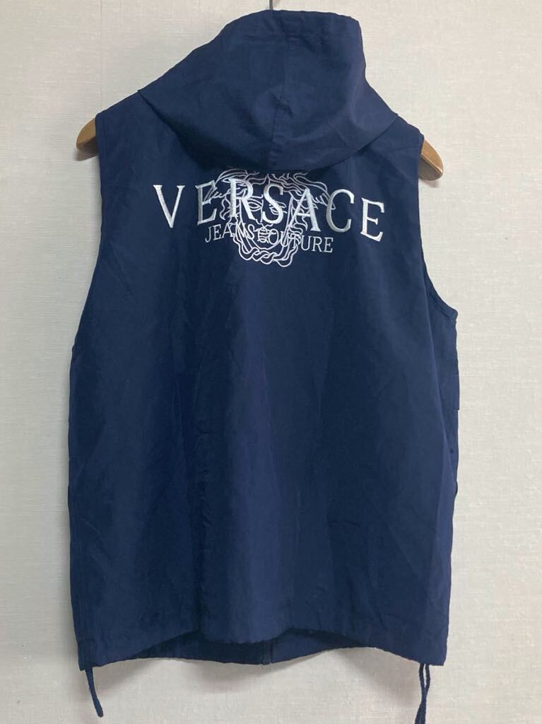 VERSACE JEANS COUNTURE ナイロンベスト メンズ M ネイビー 紺 ヴェルサーチ フード付き_画像1