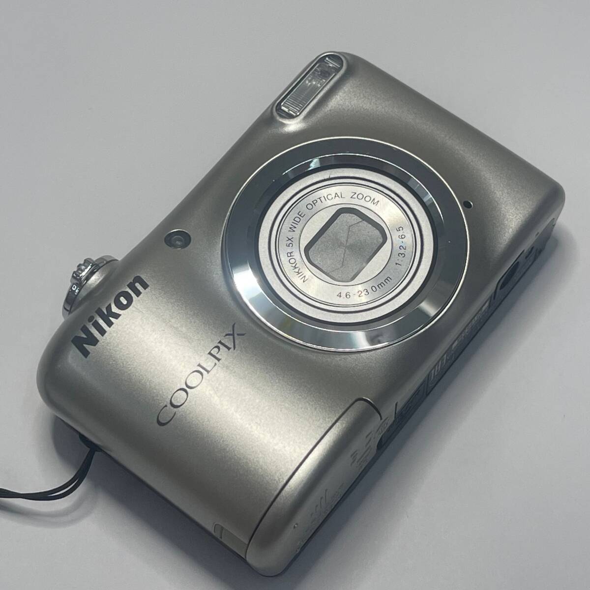 【動作Ok】 Nikon ニコン COOLPIX クールピックス A10 単三電池使用 デジカメ コンパクト_画像4