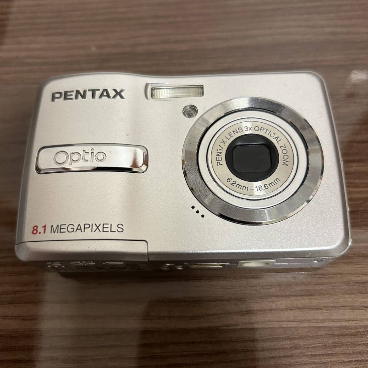 F241 ペンタックス PENTAX Optio E40 コンパクトデジタルカメラ 単三電池式 シルバー 付属品有_画像3