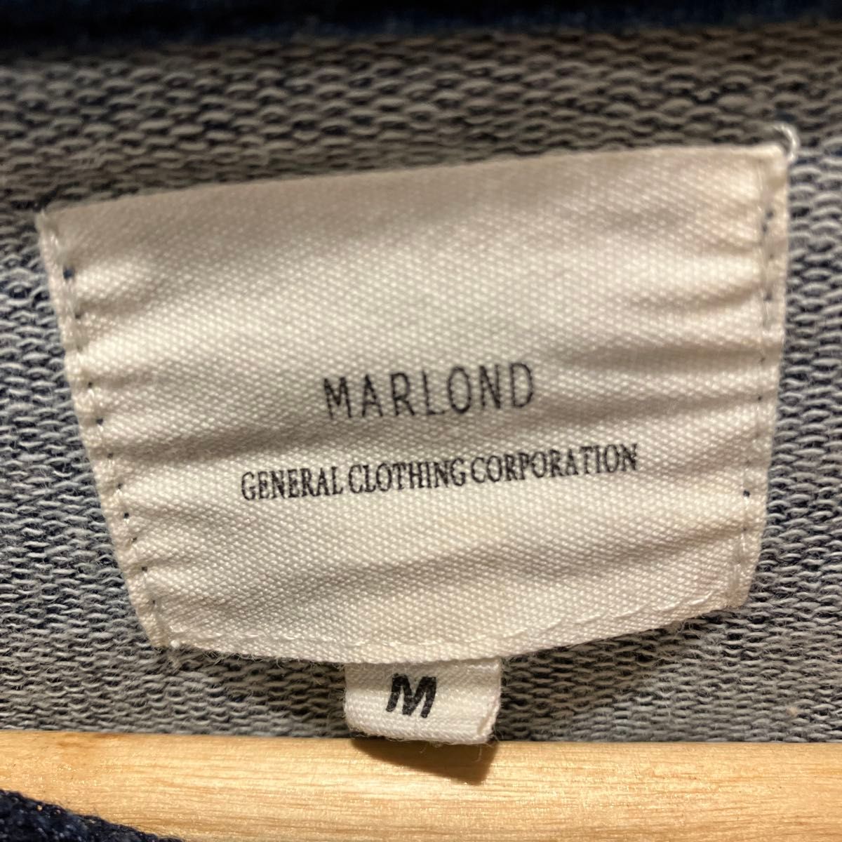 MARLOND マーロンド 長袖 デニム地トップス　色落ち加工　メンズシャツ　青　Ｍサイズ　ブルー　薄手トレーナー　